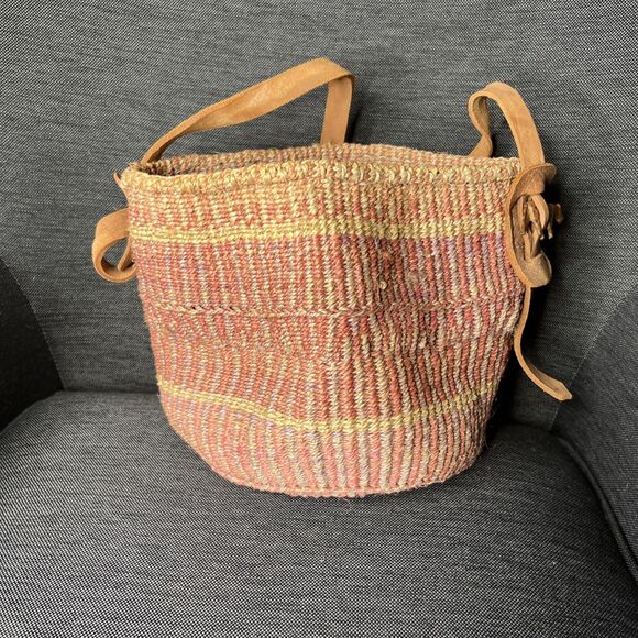 Vintage Sisal Striped Bucket Shoulder Bag Pink Adjustable Leather Strap READ - Picture 2 of 11